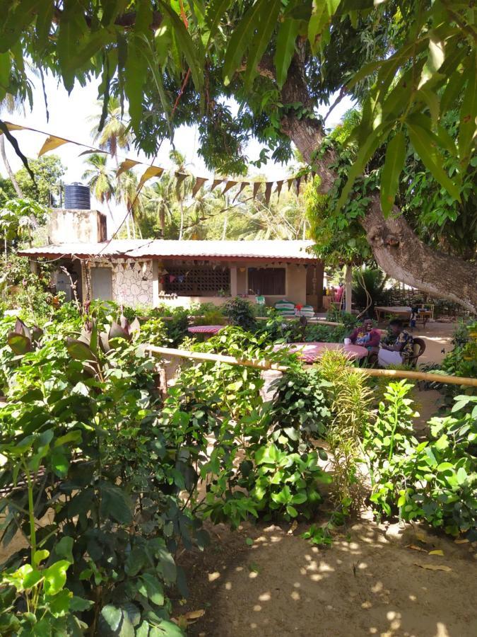 Centre Touristique Et Culturel Casamance Guest House Diakene Ouolof Екстериор снимка
