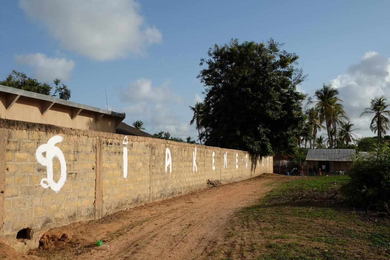 Centre Touristique Et Culturel Casamance Guest House Diakene Ouolof Екстериор снимка