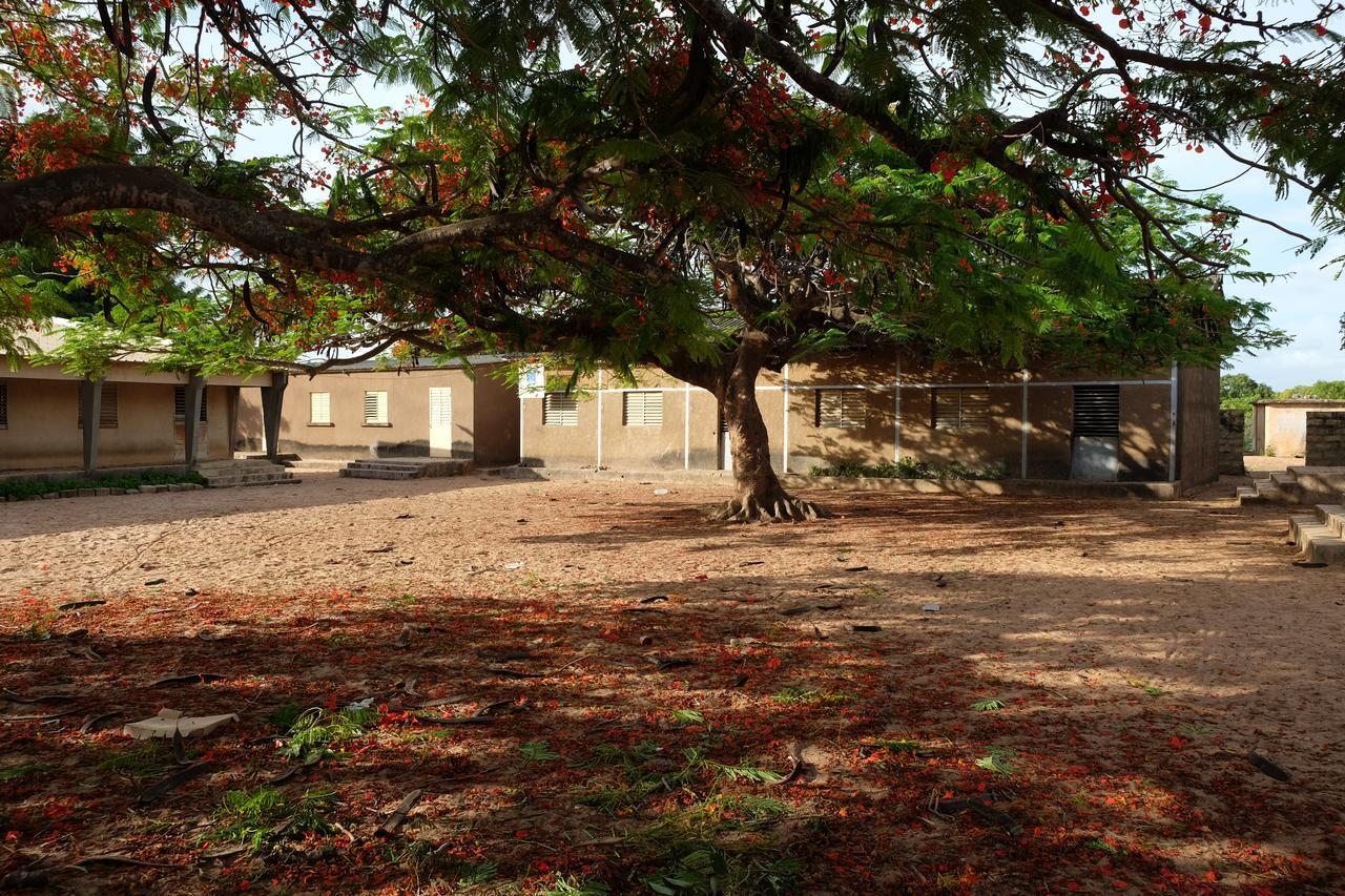Centre Touristique Et Culturel Casamance Guest House Diakene Ouolof Екстериор снимка